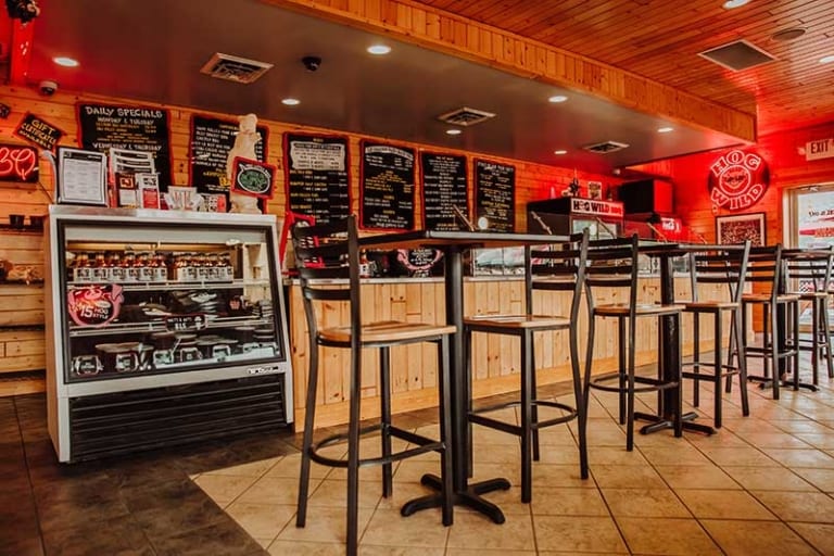 hog-wild-bbq-restaurant-and-catering-service-in-holland-mi